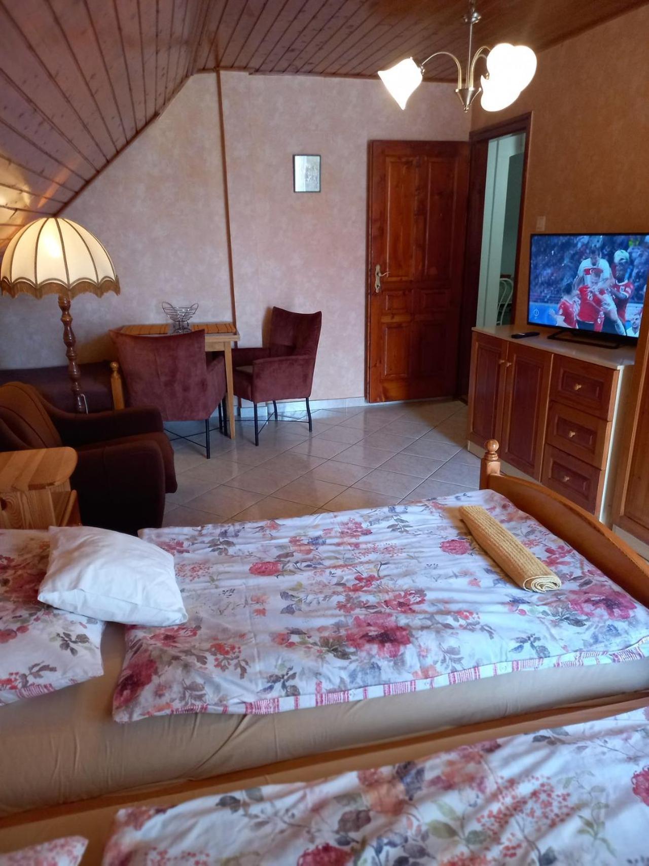 Appartement Gizella Haz à Keszthely Extérieur photo