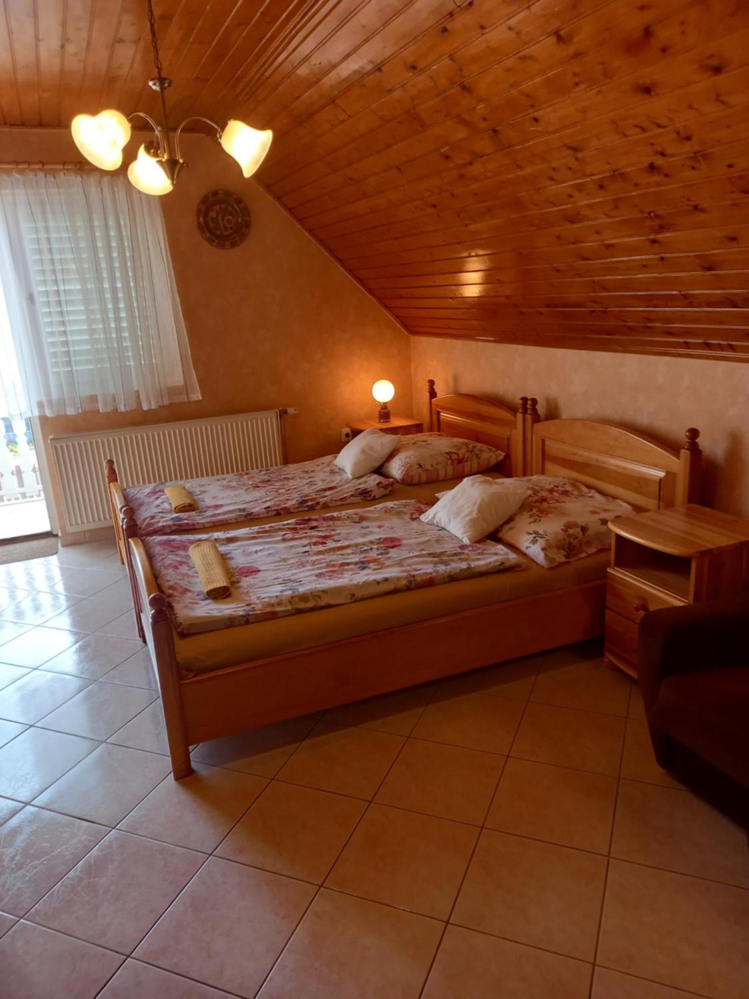 Appartement Gizella Haz à Keszthely Extérieur photo